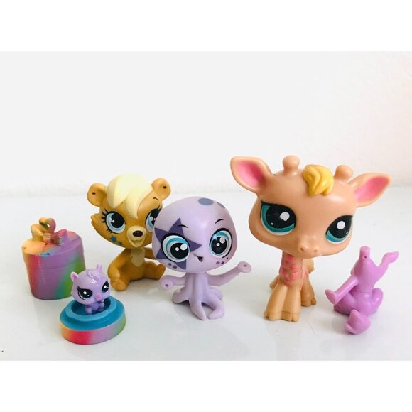 Lot LPS Littlest Pet Shop Figures Octopus Giraffe Bear Miniature Present Toys - Picture 1 of 3